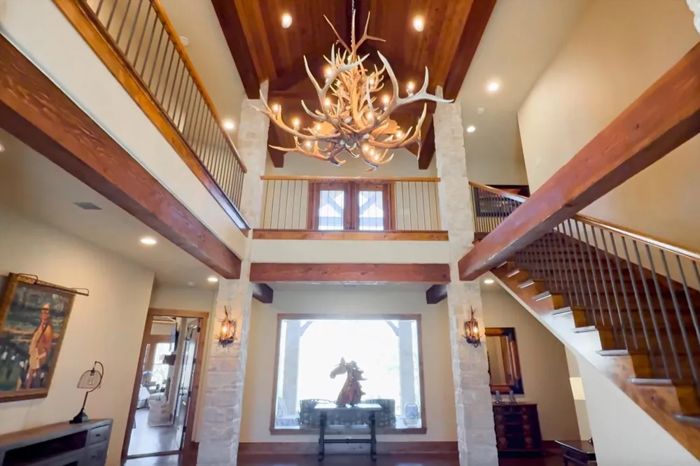 133 E Bozeman Lane Fort Worth, TX 76108