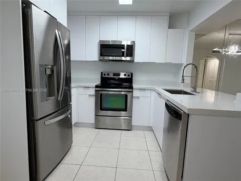 423 NE 210th Cir Ter #104-25