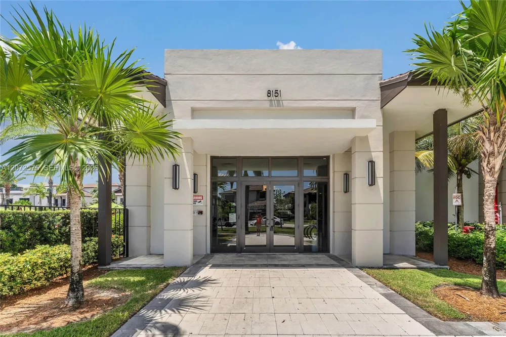 8267 NW 48th St Doral, FL 33166