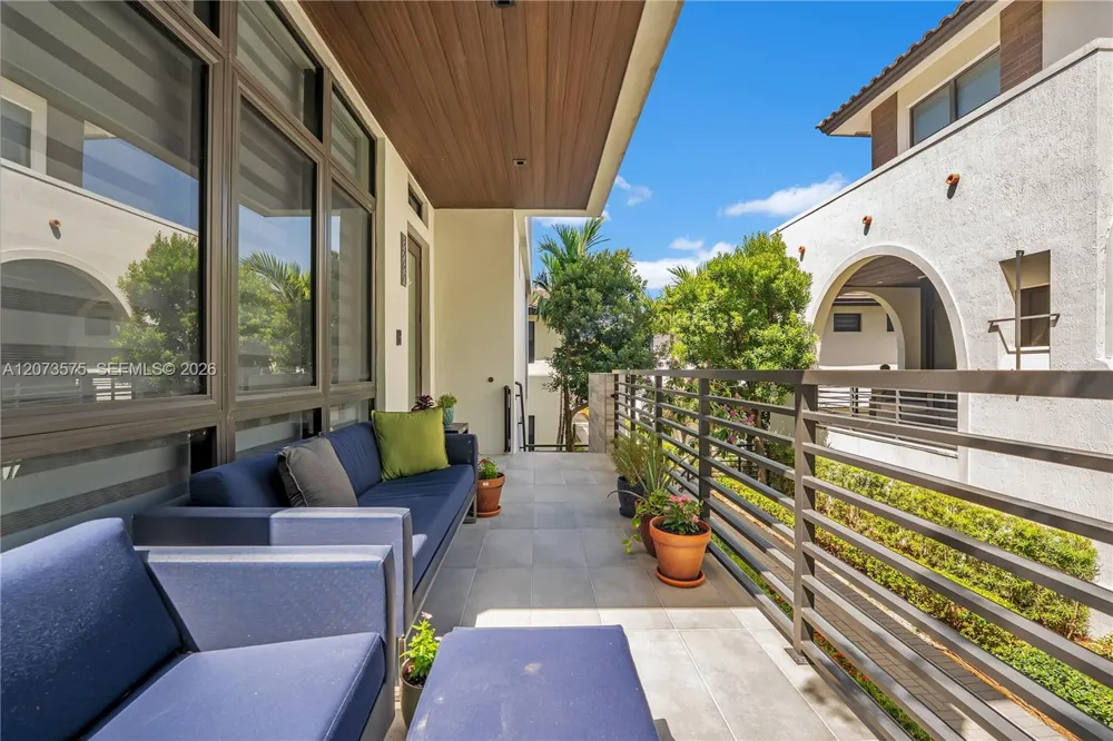 8267 NW 48th St Doral, FL 33166