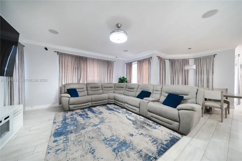15792 SW 24th St Miramar, FL 33027