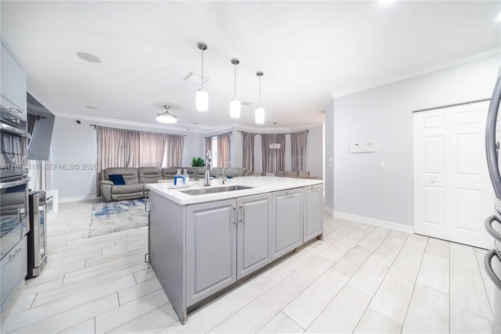 15792 SW 24th St Miramar, FL 33027