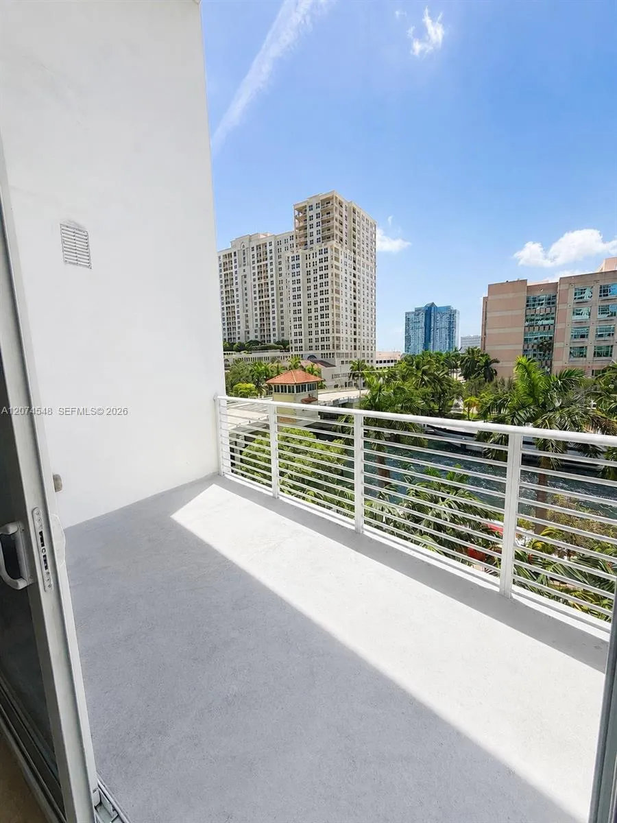 215 New River Dr E #310 Fort Lauderdale, FL 33301