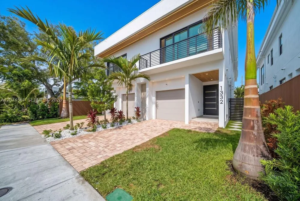 1334 NE 16 Ter Fort Lauderdale, FL 33304