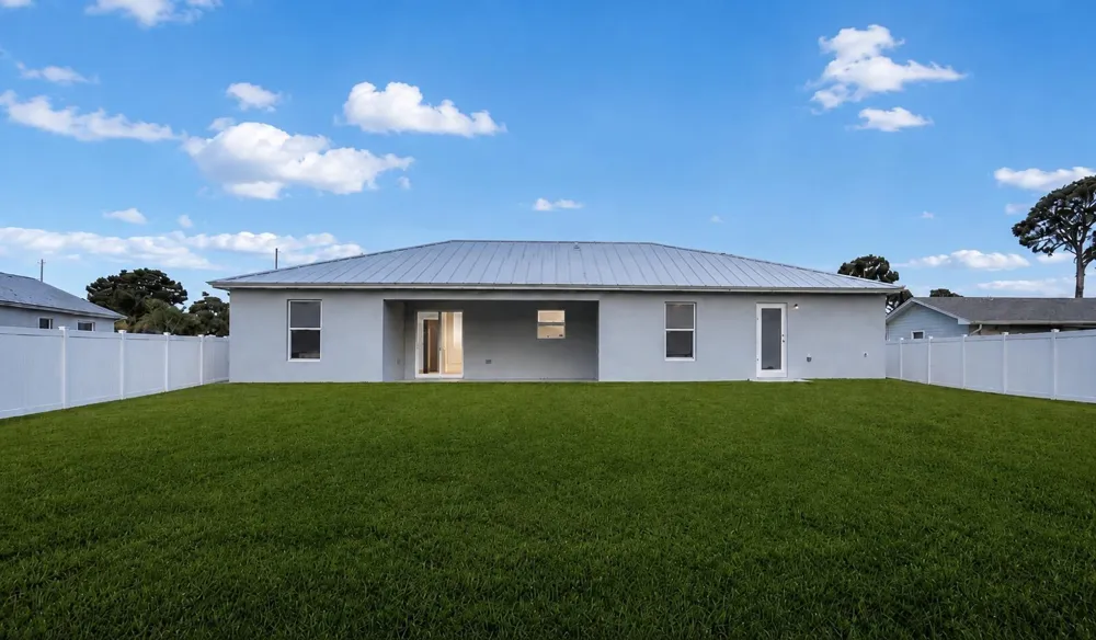 5913 Seagrape Drive Fort Pierce, FL 34982