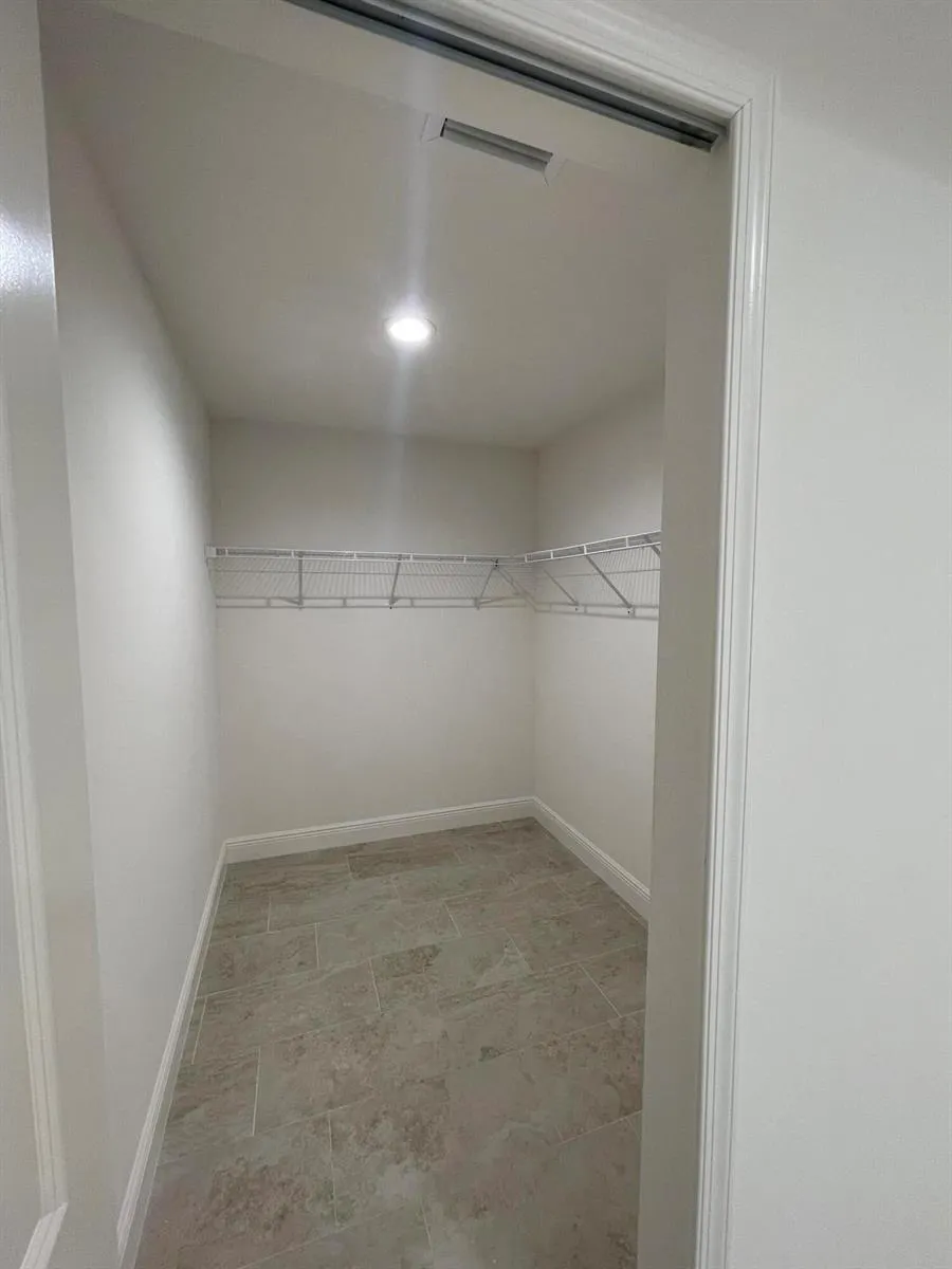 5913 Seagrape Drive Fort Pierce, FL 34982