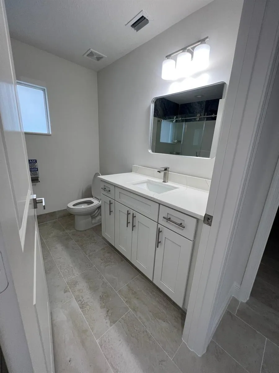 5913 Seagrape Drive Fort Pierce, FL 34982