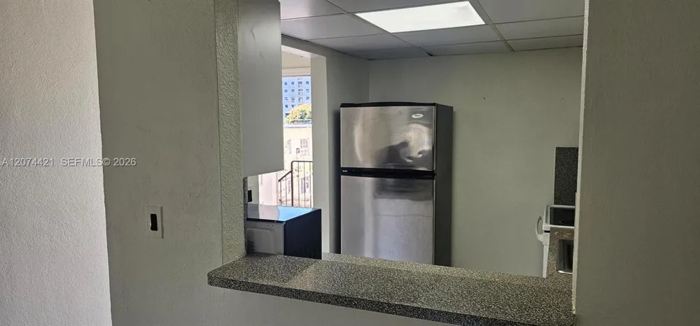 652 NW 3rd St #304 Miami, FL 33128