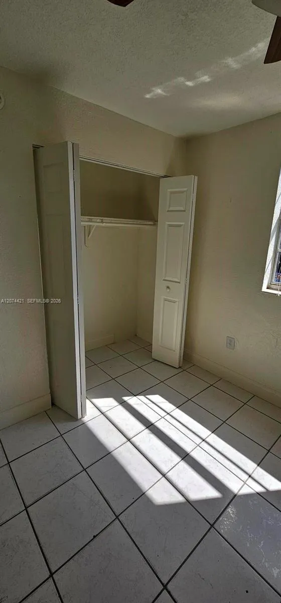 652 NW 3rd St #304 Miami, FL 33128