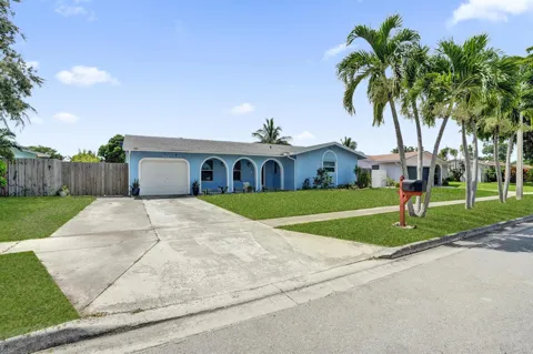 855 NW 80TH TERRACE