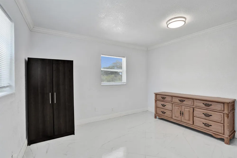 855 NW 80TH TERRACE Margate, FL 33063
