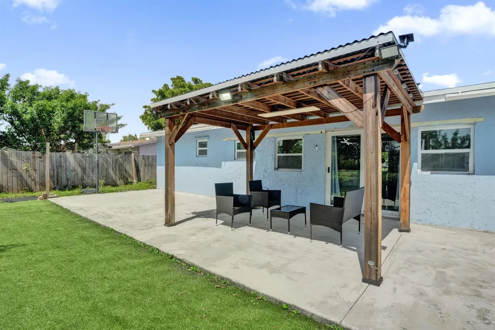 855 NW 80TH TERRACE Margate, FL 33063