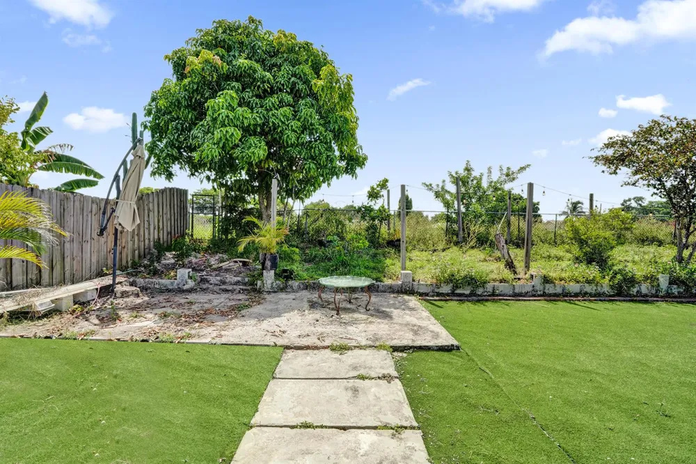 855 NW 80TH TERRACE Margate, FL 33063