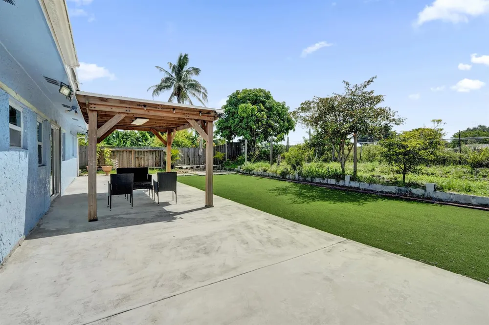855 NW 80TH TERRACE Margate, FL 33063