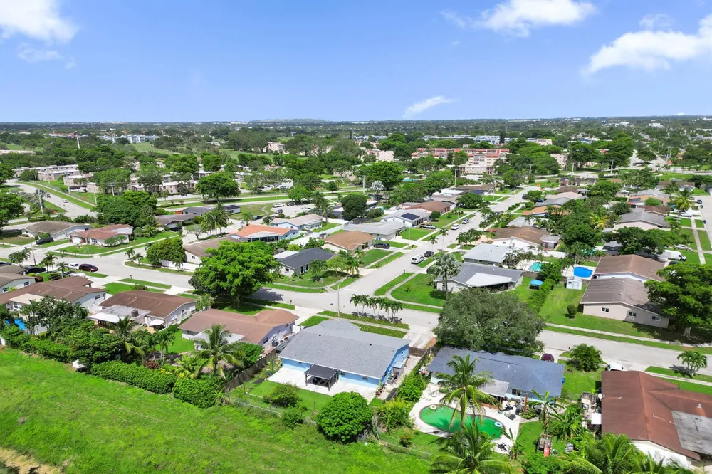 855 NW 80TH TERRACE Margate, FL 33063