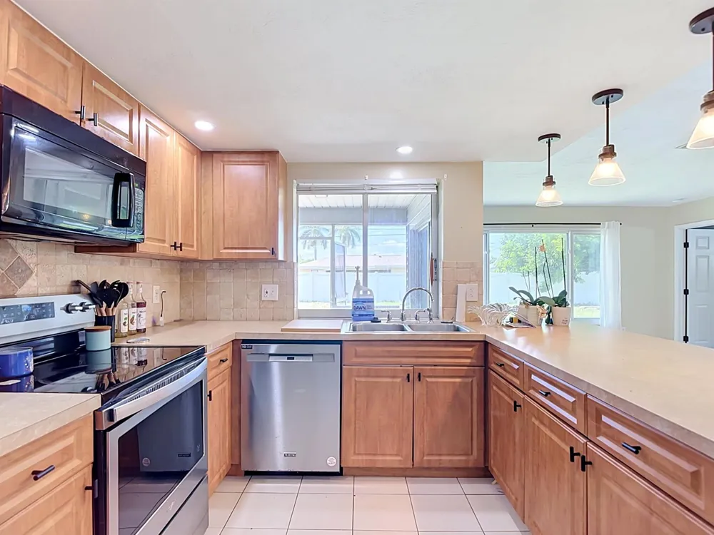1832 SE Van Loon Terrace Cape Coral, FL 33990