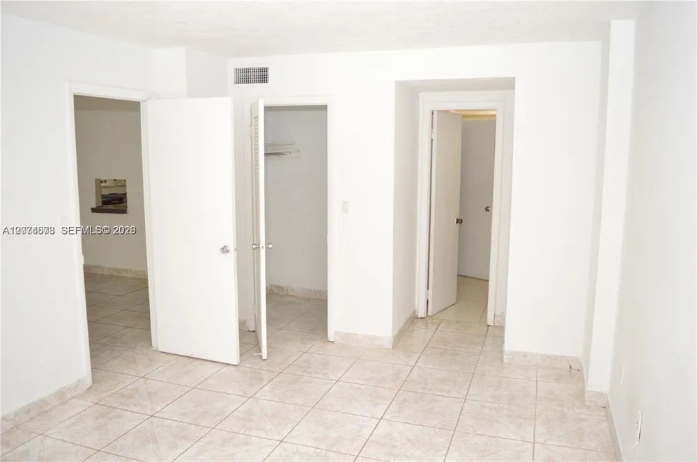 15600 NW 7th Ave #216 Miami, FL 33169