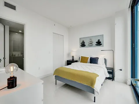 121 NE 34TH STREET #1210