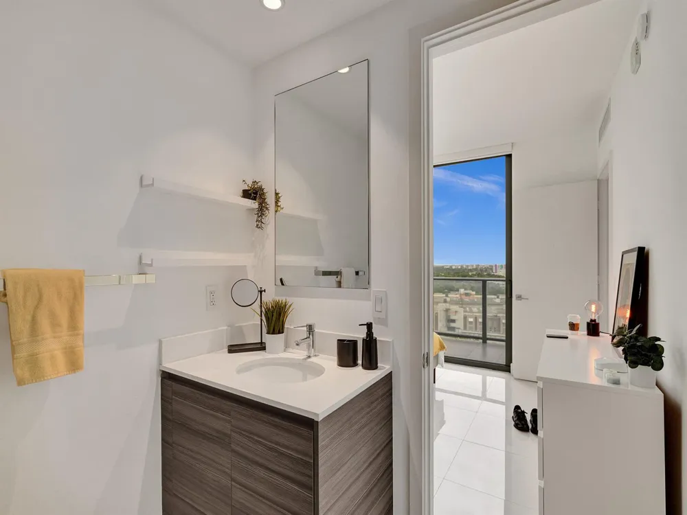 121 NE 34TH STREET #1210 Miami, FL 33137