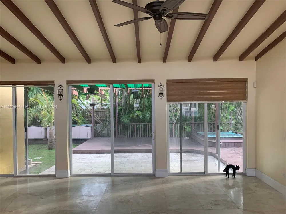 310 191st Ter Sunny Isles Beach, FL 33160
