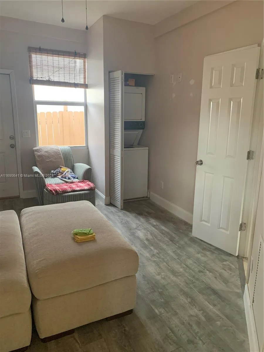 310 191st Ter Sunny Isles Beach, FL 33160