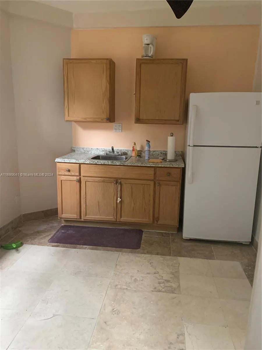 310 191st Ter Sunny Isles Beach, FL 33160