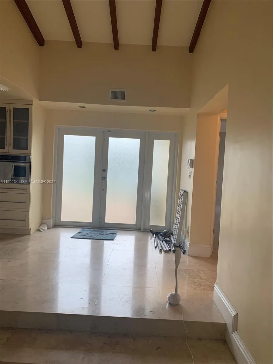 310 191st Ter Sunny Isles Beach, FL 33160