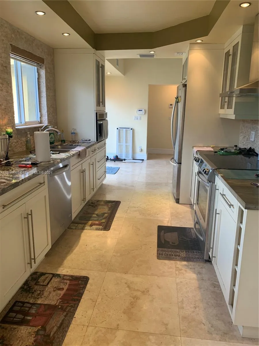 310 191st Ter Sunny Isles Beach, FL 33160