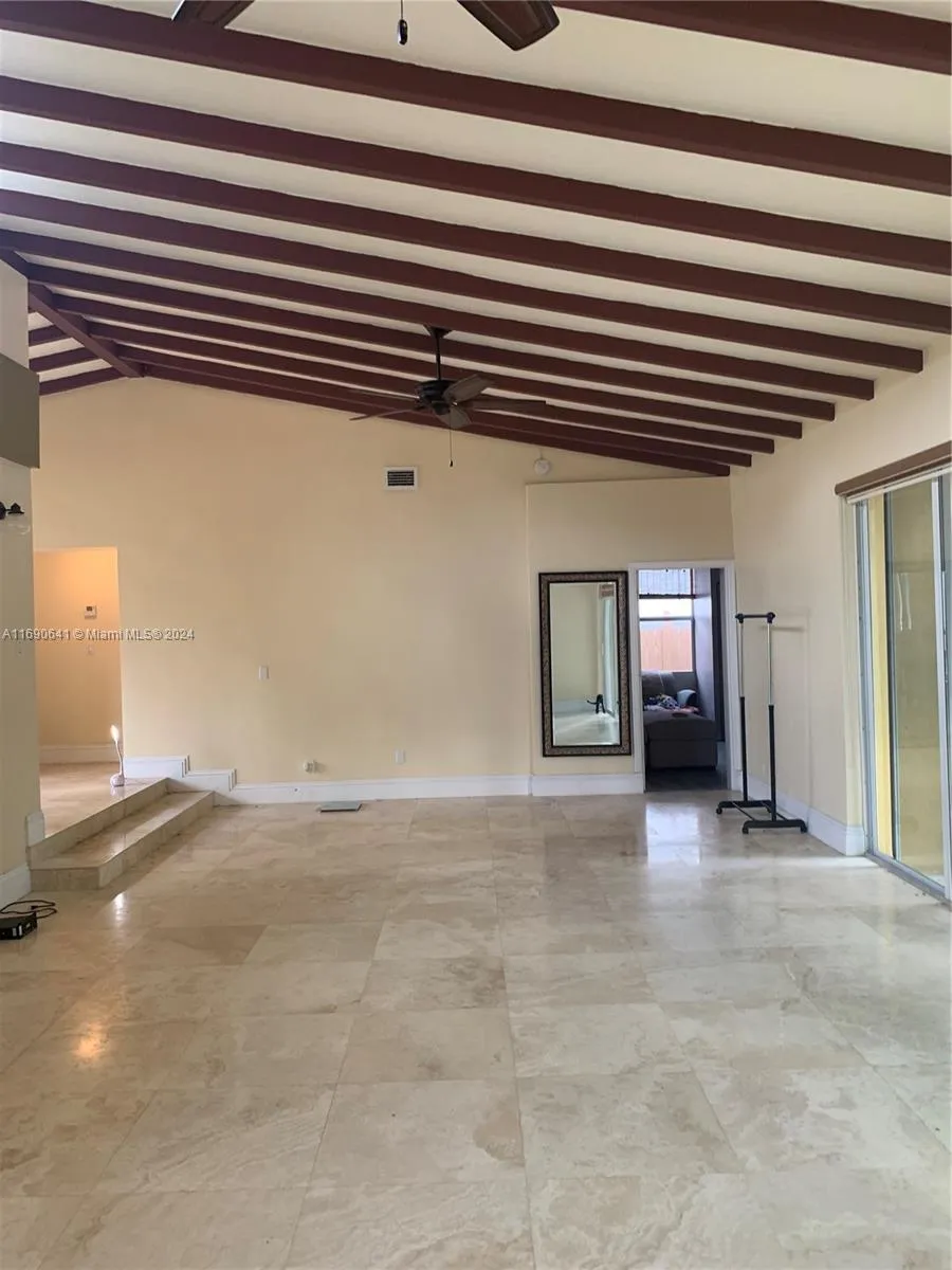 310 191st Ter Sunny Isles Beach, FL 33160