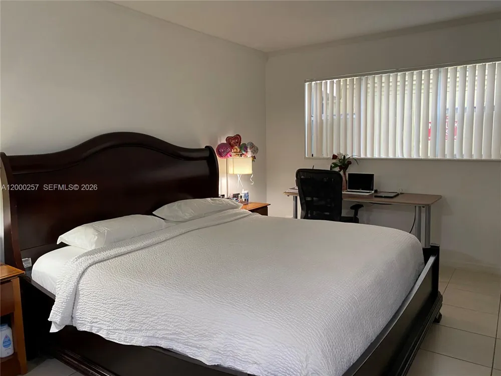 250 Layne Blvd #110 Hallandale Beach, FL 33009