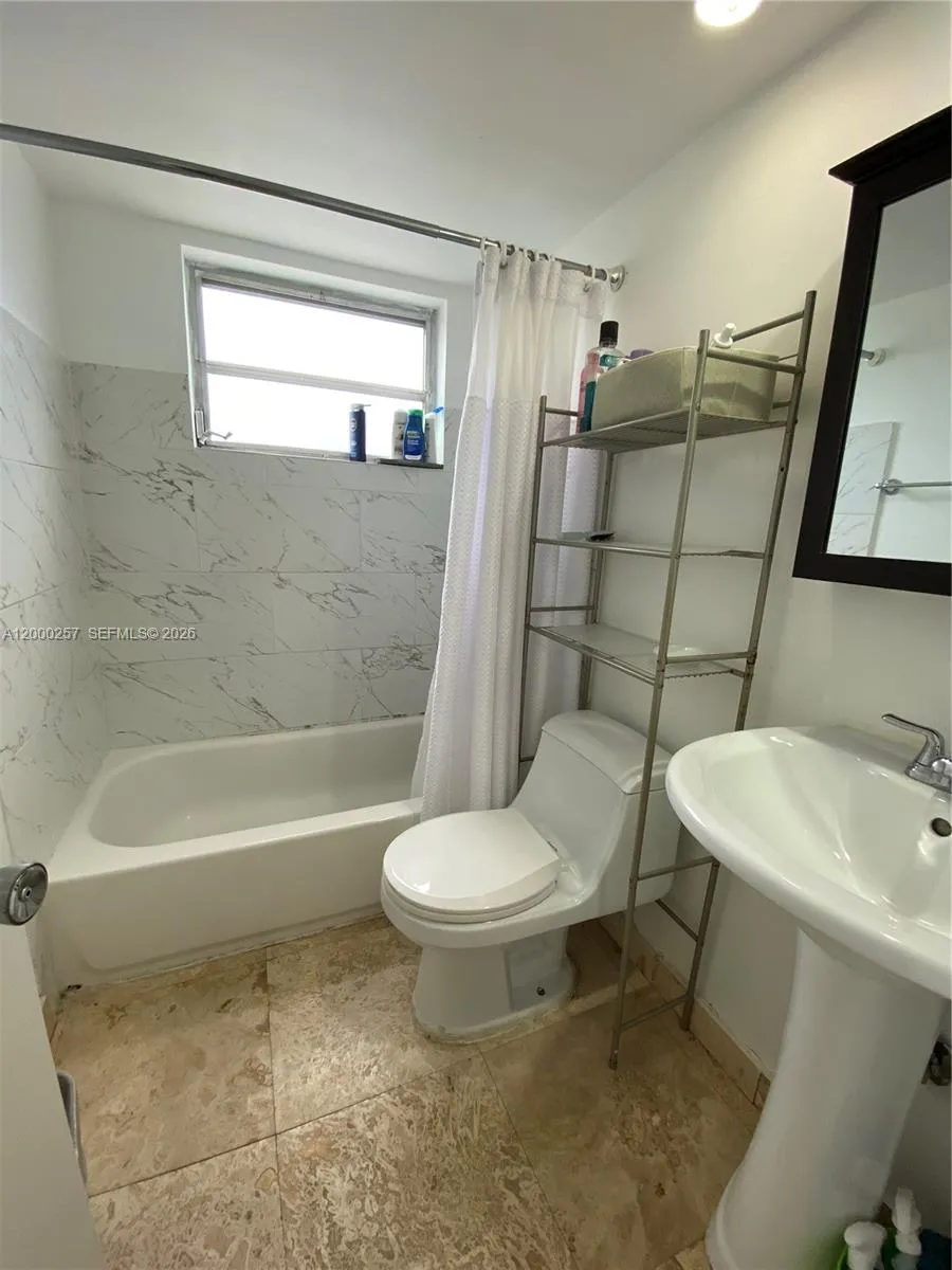 250 Layne Blvd #110 Hallandale Beach, FL 33009