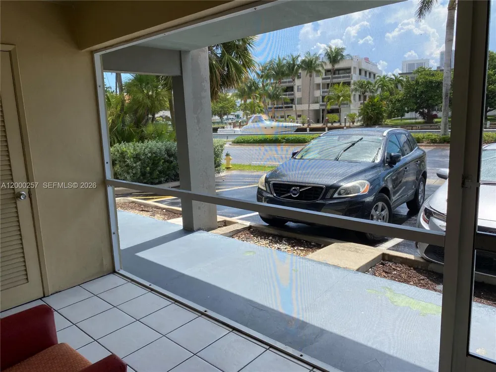 250 Layne Blvd #110 Hallandale Beach, FL 33009