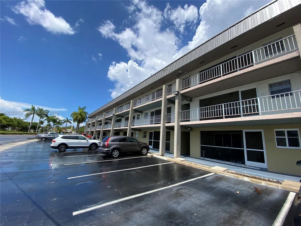 250 Layne Blvd #110 Hallandale Beach, FL 33009