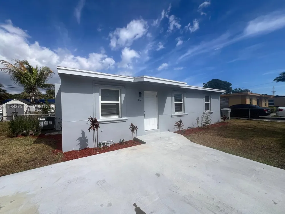 361 NW 16th St Pompano Beach, FL 33060