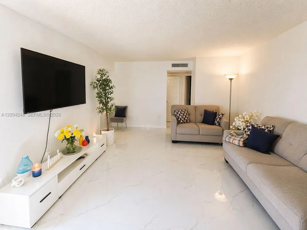 6555 W Broward Blvd #111 Plantation, FL 33317