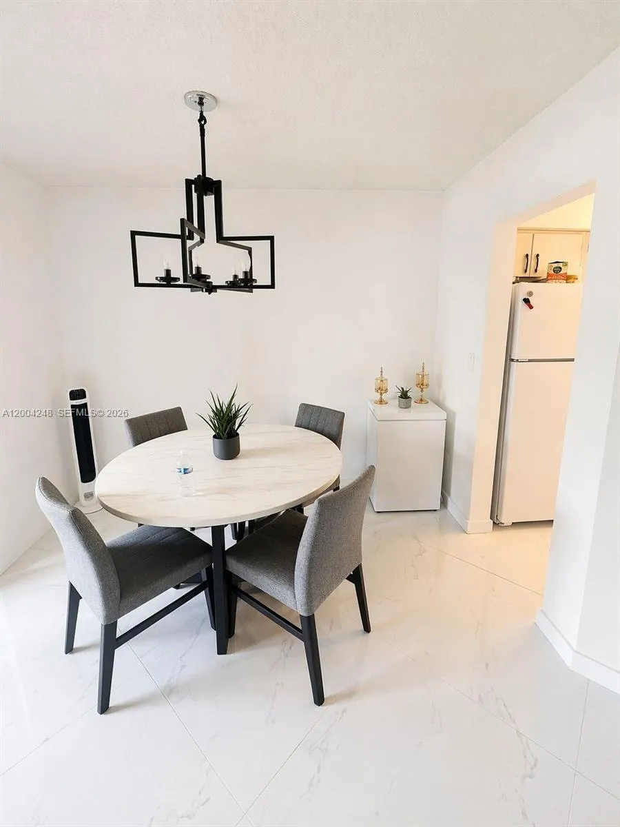6555 W Broward Blvd #111 Plantation, FL 33317