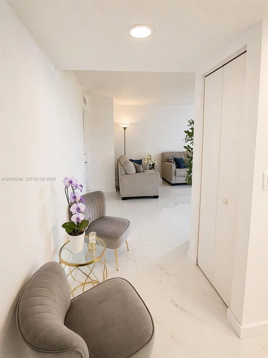 6555 W Broward Blvd #111 Plantation, FL 33317