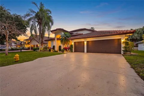9836 NW 48th Ct