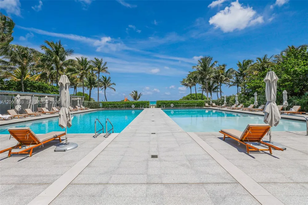 8701 Collins Ave #904 Miami Beach, FL 33154