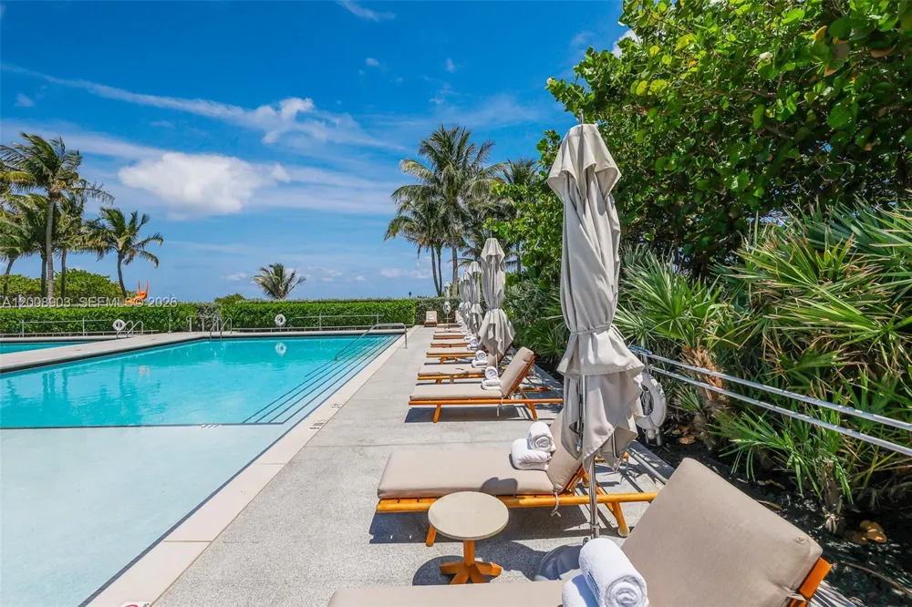 8701 Collins Ave #904 Miami Beach, FL 33154