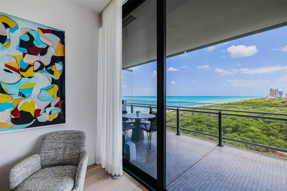 8701 Collins Ave #904 Miami Beach, FL 33154