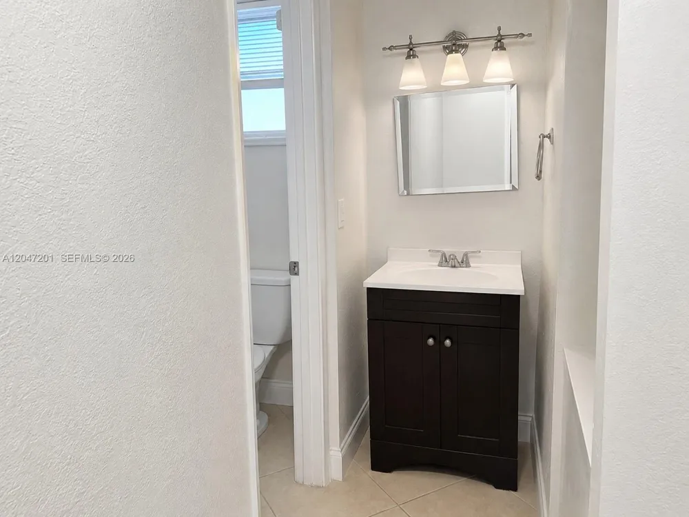 8870 Fontainebleau Blvd #106 Miami, FL 33172