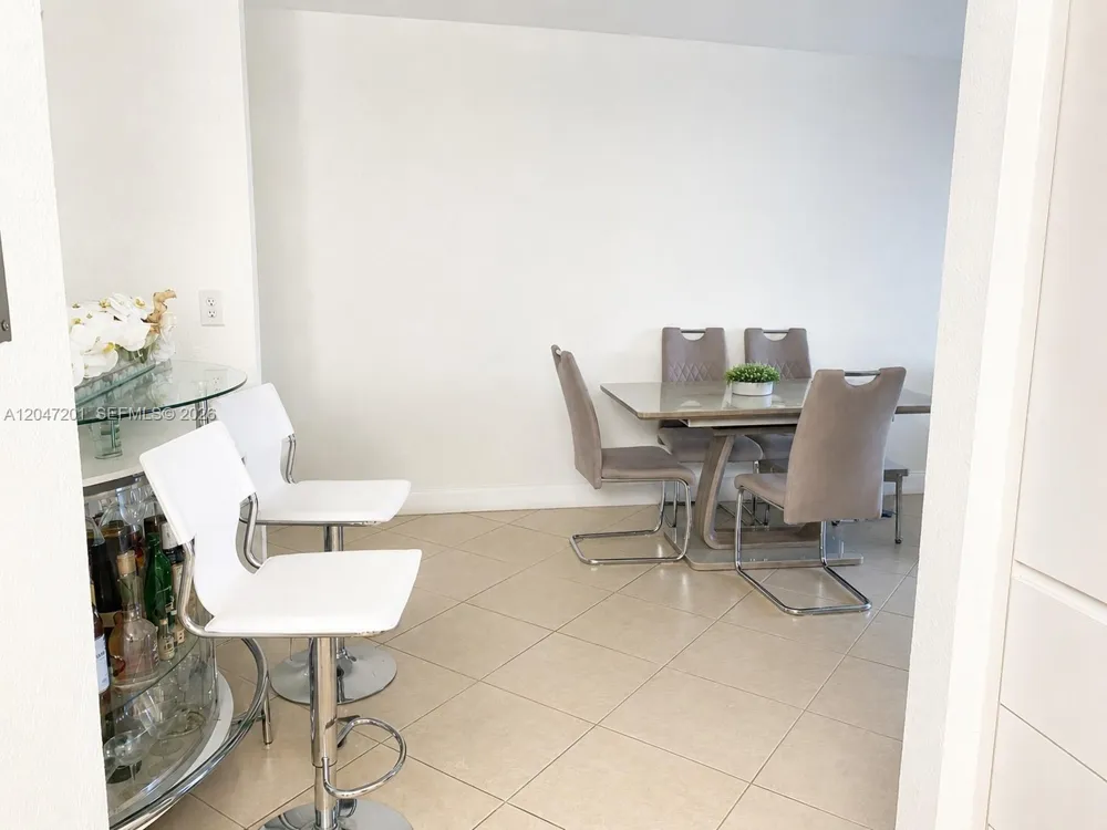 8870 Fontainebleau Blvd #106 Miami, FL 33172