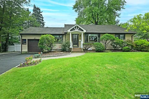 393 Gregory Road