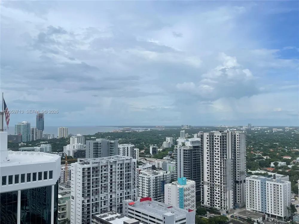 88 SW 7th St #2902 Miami, FL 33130