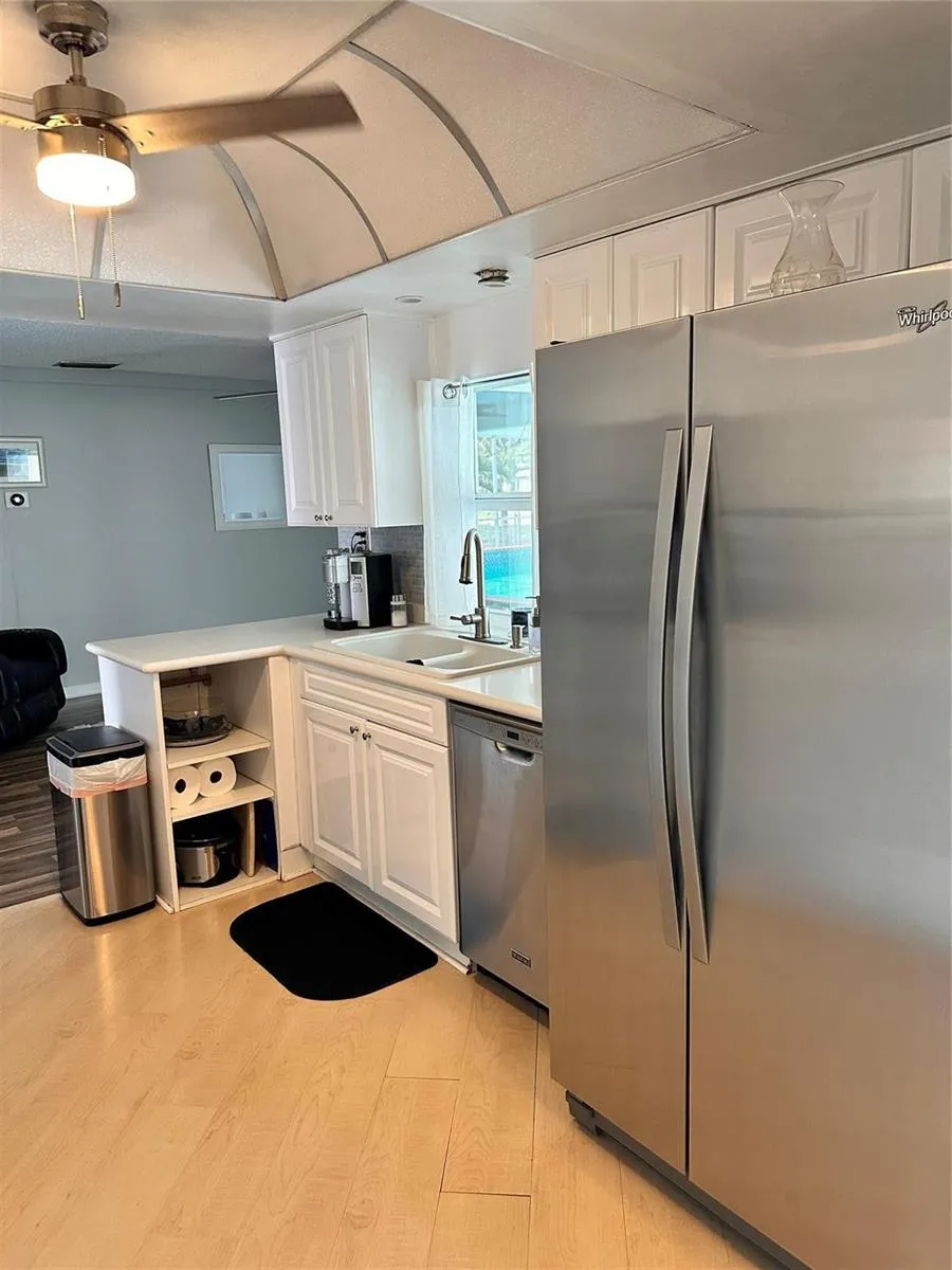 1098 NW 15TH AVENUE Boca Raton, FL 33486