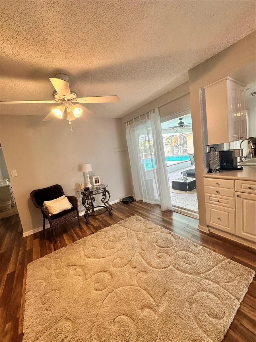 1098 NW 15TH AVENUE Boca Raton, FL 33486