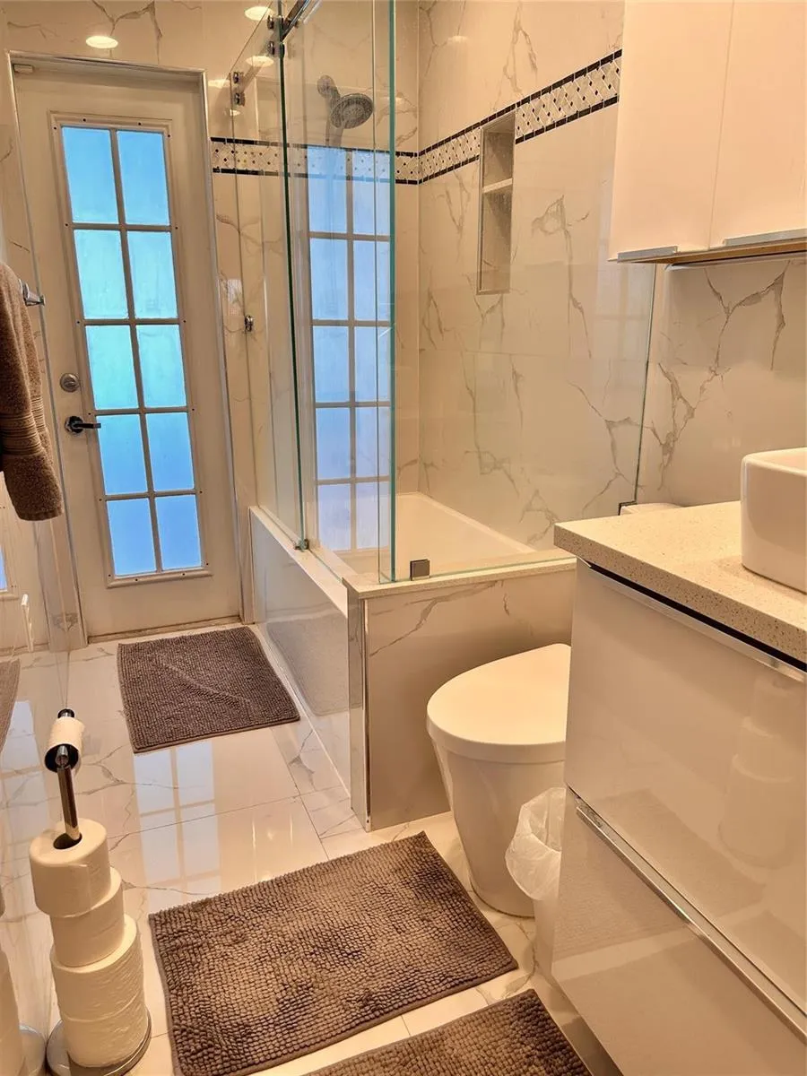 1098 NW 15TH AVENUE Boca Raton, FL 33486