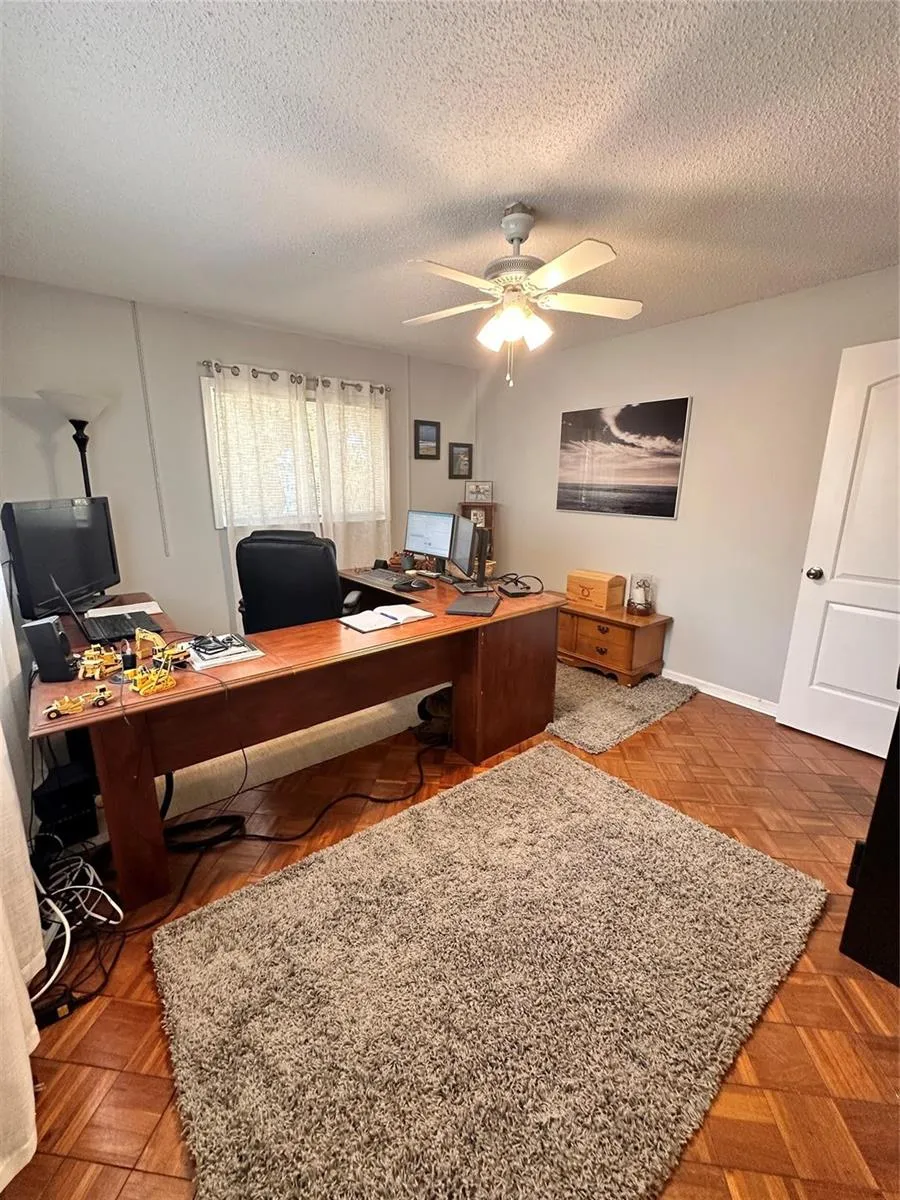 1098 NW 15TH AVENUE Boca Raton, FL 33486