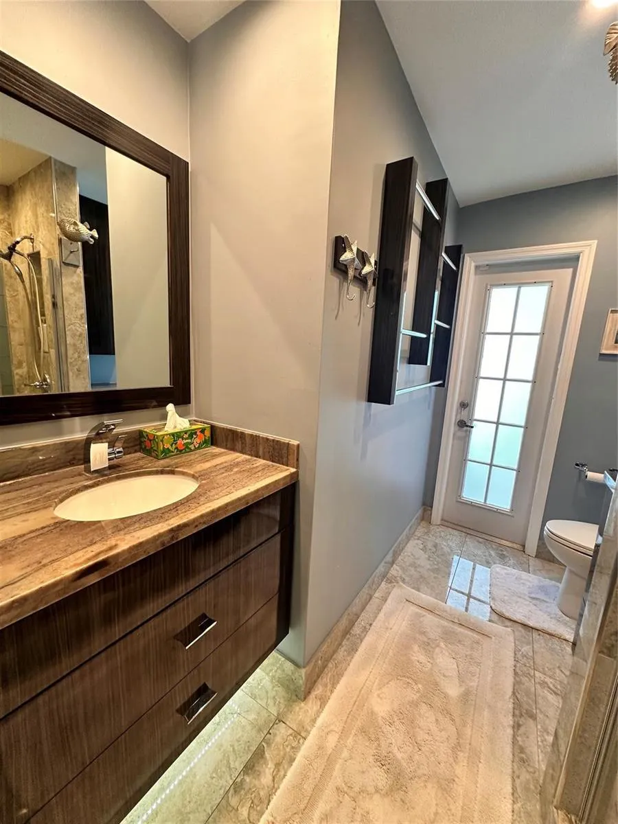 1098 NW 15TH AVENUE Boca Raton, FL 33486